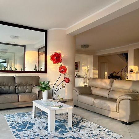 Готель Residenza Domus Aurea Tropea- Vista Mare Санта-Доменіка Екстер'єр фото
