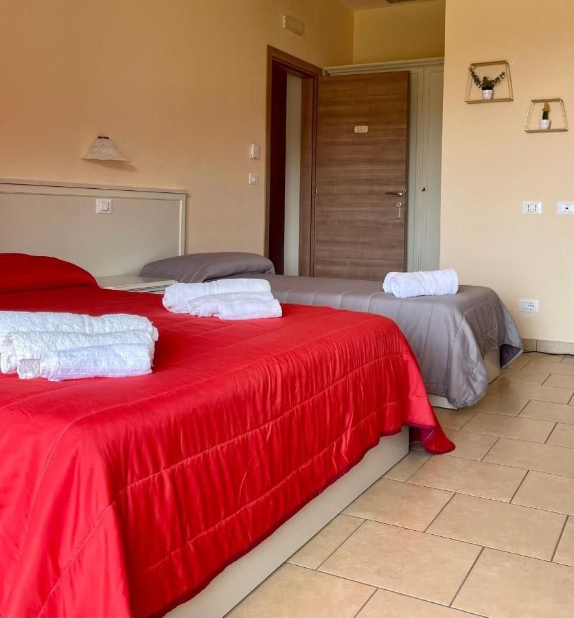 Готель Residenza Domus Aurea Tropea- Vista Mare Санта-Доменіка Екстер'єр фото