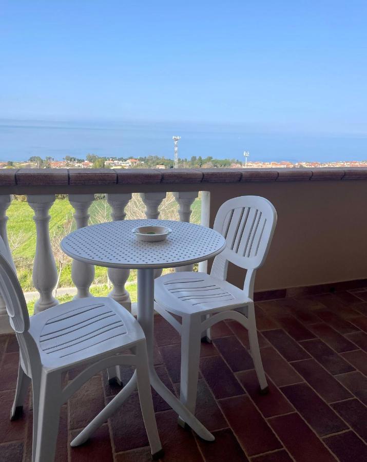 Готель Residenza Domus Aurea Tropea- Vista Mare Санта-Доменіка Екстер'єр фото