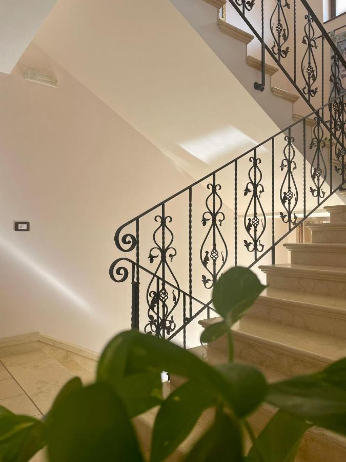 Готель Residenza Domus Aurea Tropea- Vista Mare Санта-Доменіка Екстер'єр фото
