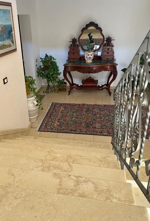 Готель Residenza Domus Aurea Tropea- Vista Mare Санта-Доменіка Екстер'єр фото