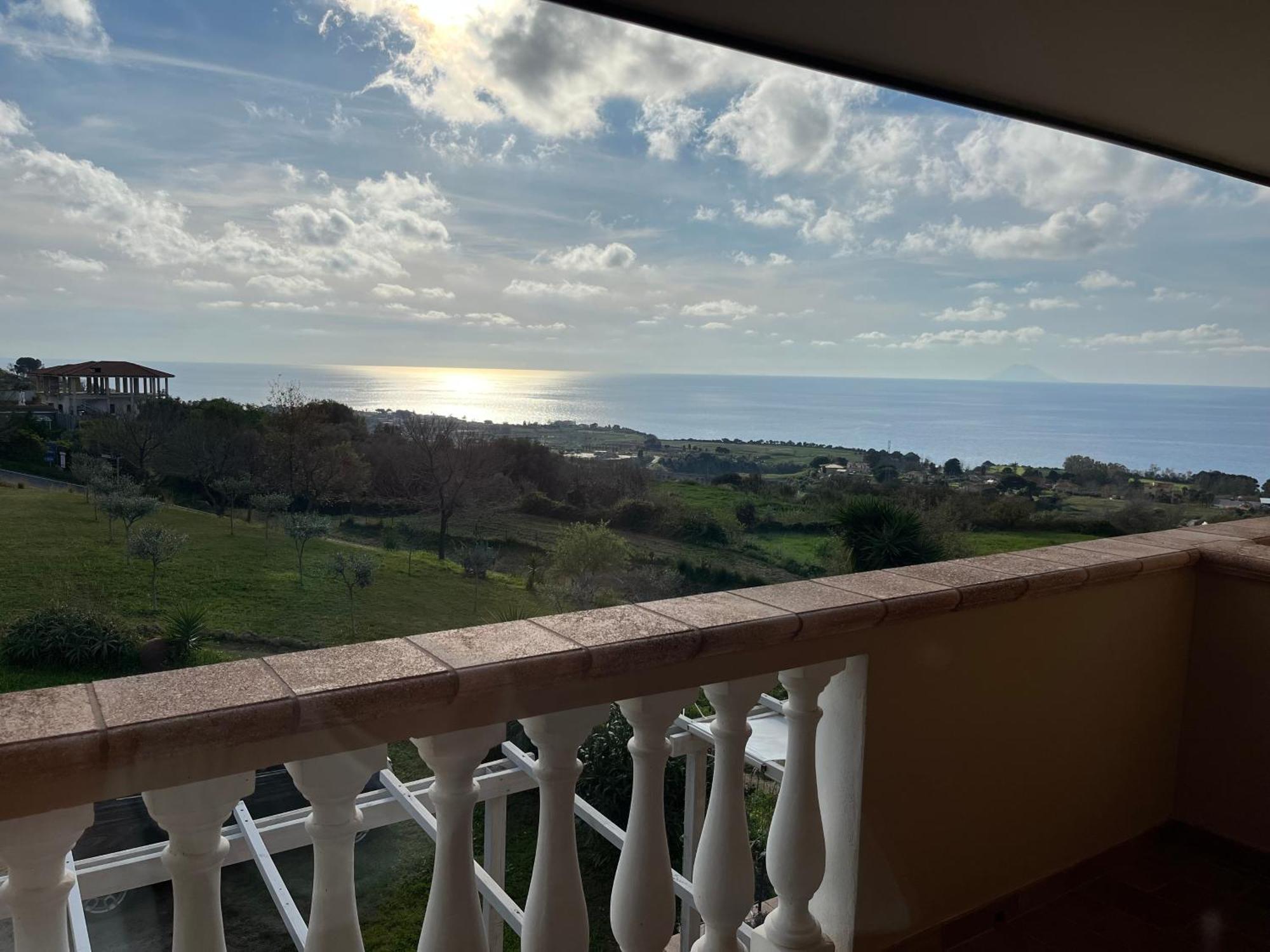 Готель Residenza Domus Aurea Tropea- Vista Mare Санта-Доменіка Екстер'єр фото