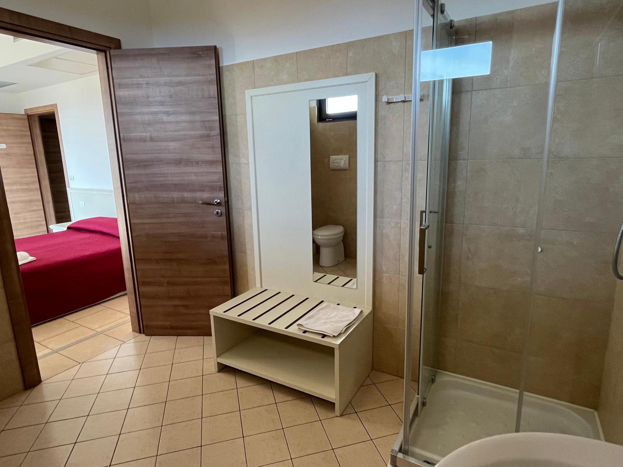 Готель Residenza Domus Aurea Tropea- Vista Mare Санта-Доменіка Екстер'єр фото