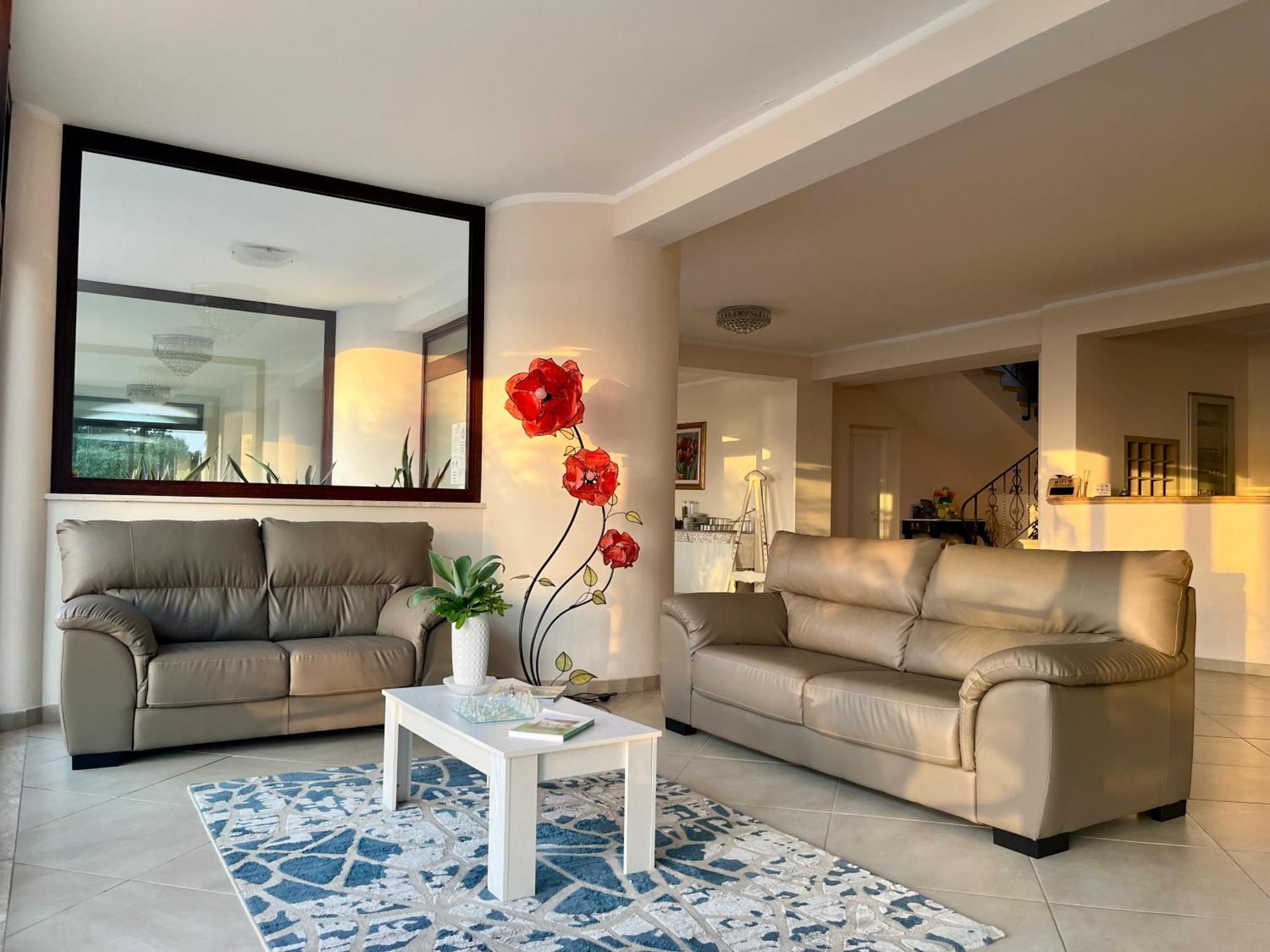 Готель Residenza Domus Aurea Tropea- Vista Mare Санта-Доменіка Екстер'єр фото